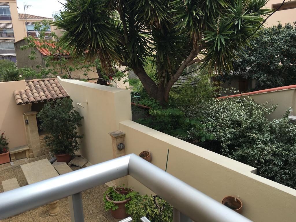 Bandol Port&Plage Apartment Bagian luar foto