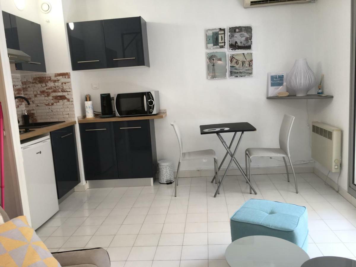 Bandol Port&Plage Apartment Bagian luar foto
